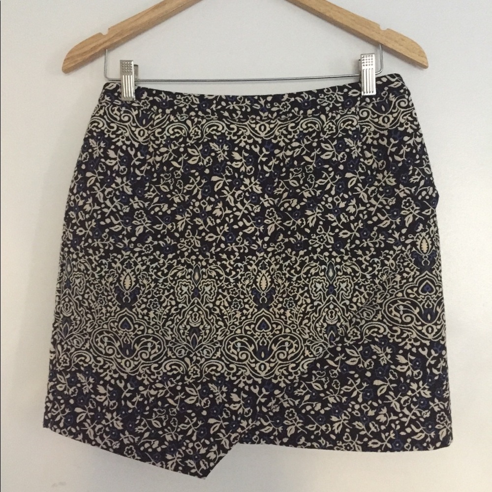 H&M asymmetrical faux wrap mini skirt cute - Picture 2 of 7